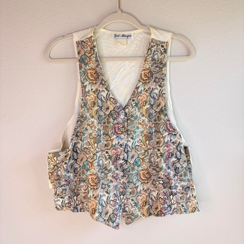 Vintage Tapestry Style Vest Cottagecore Whimsy Grandmacore